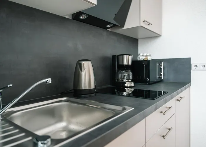 Anger17-2, Zentrales 2-zimmer-apartment In Apartment Dessau-Rosslau